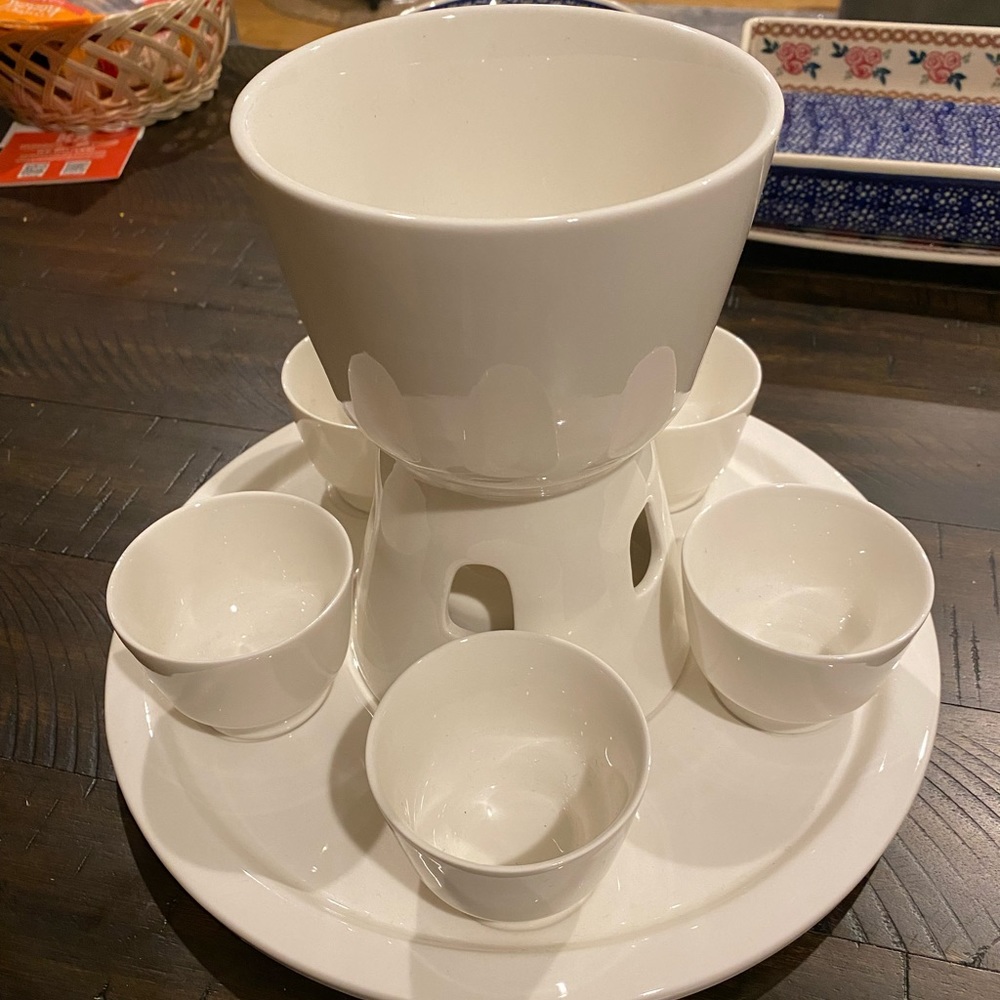 Create & Barrel- Fondue Set - Picture 2 of 5
